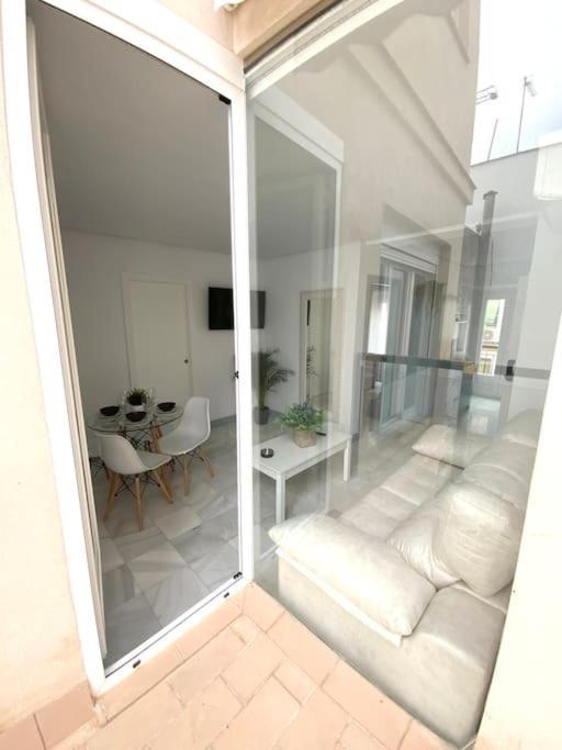 My Home In Triana, Luminoso Y Acogedor Apartamento เซบีญา ภายนอก รูปภาพ